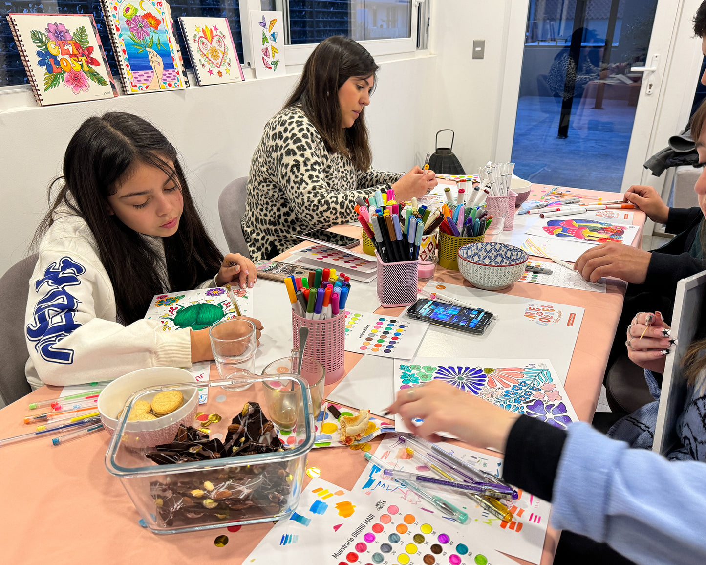 Taller de teoría del color y coloring en Santiago - 30 de agosto