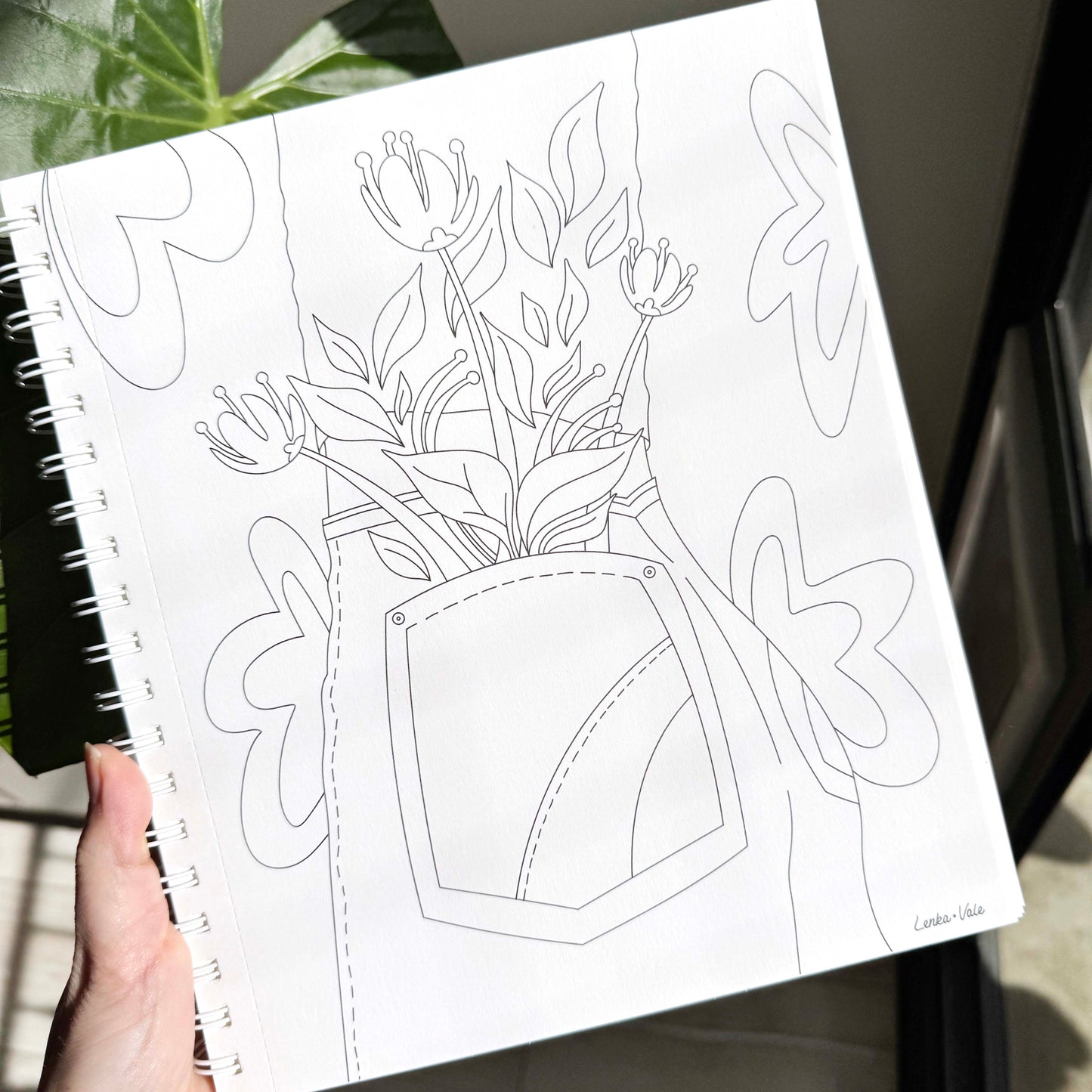 Pupitas floreadas - Libro para colorear